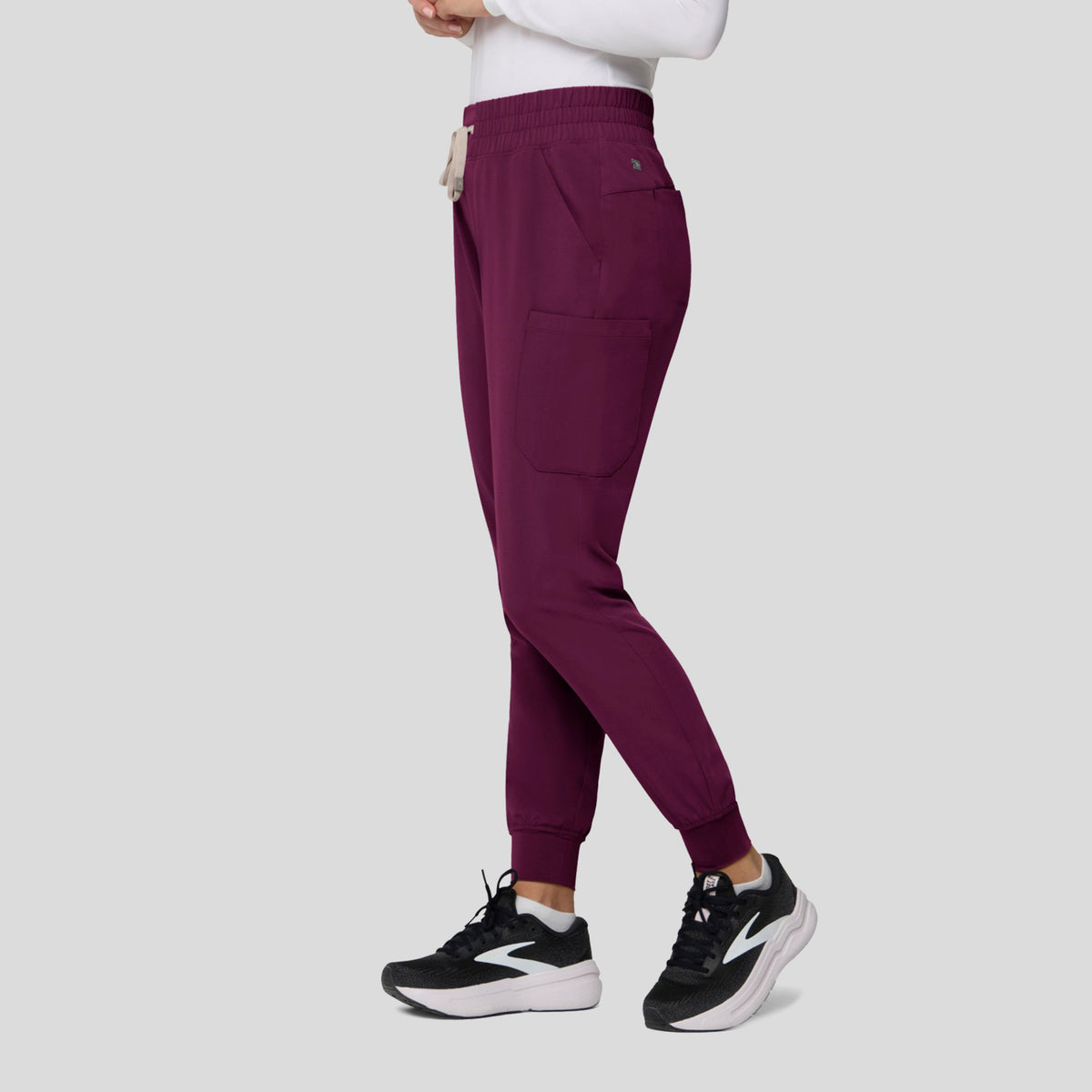 Tempo Women's Jogger Pant | Wine